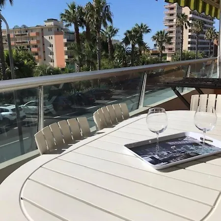 Lejlighed T2 Climatise Au Centre Du Lavandou, Terrasse, Prox. - Fr-1-308-123